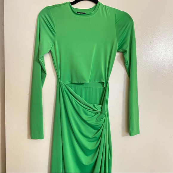AFRM green gown - Picture 7 of 12